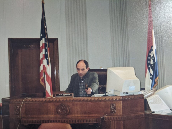 Ի գիտություն ԲԴԽ-ի․ ԱՄՆ-ում լուսանկարվեցի դատավորի աթոռին