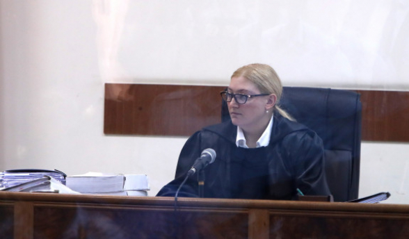 Ռոբերտ Քոչարյանի նկատմամբ ընտրված խափանման միջոցը վերացնելու մասին միջնորդությունը կրկին մակագրվել է դատավոր Աննա Դանիբեկյանին