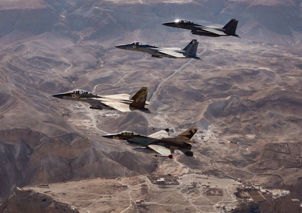 Самолеты Израиля вторглись в воздушное пространство Ливана