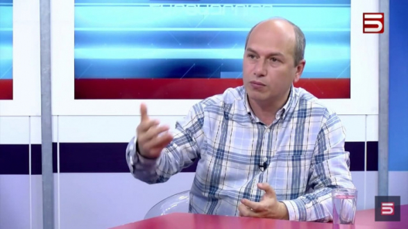 Էդմոն, ծախվը՞մ ես