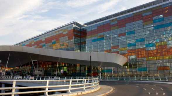 «Զվարթնոց» օդանավակայանի մոտակայքում այրվել է խոտածածկ տարածք