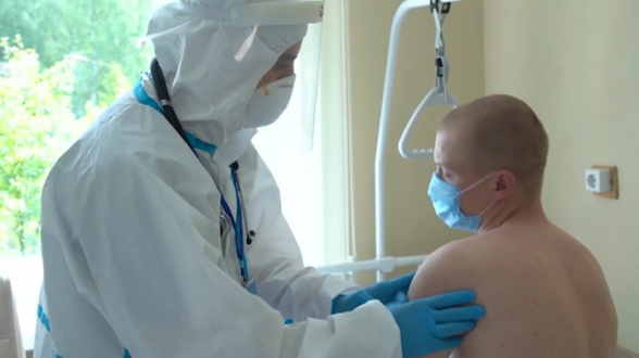Испытание российской вакцины от COVID-19 вступило в финальную стадию (видео)