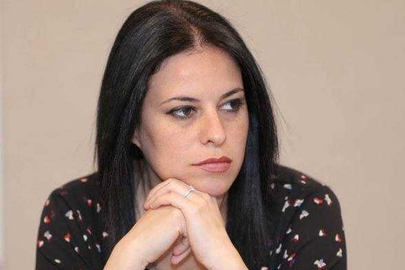 Ըստ Նիկոլի տնեցիների քարոզչության՝ ադրբեջանական գրոհները հետ են մղել Նիկոլի եղբոր տղա Սիփանն ու փոքրիկ Արփին