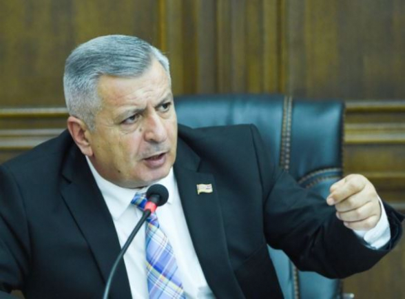 Առաջին ծիծեռնա՞կը