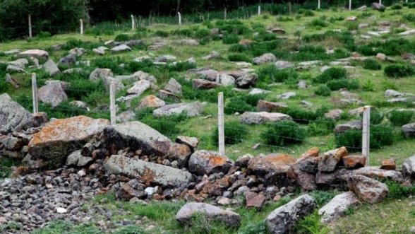 Անկարայում հայկական գերեզմանոց է պղծվել. աճյունները դուրս են հանվել գերեզմաններից (լուսանկար)