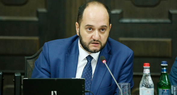 84 депутата НС отклонили рассмотрение предложения об отставке Араика Арутюняна