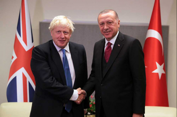 Эрдоган и Джонсон обсудили ситуацию в Нагорном Карабахе