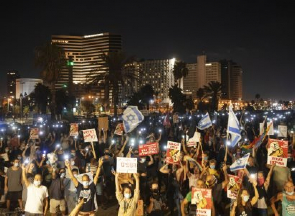 По всему Израилю прошли массовые антиправительственные демонстрации, произошли столкновения с полицией