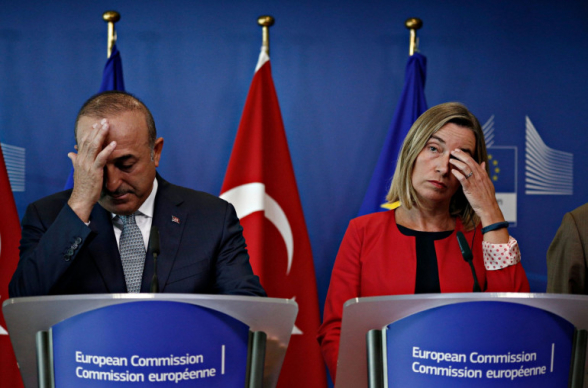 Եվրահանձնաժողովը ԼՂ-ում պատերազմի բորբոքման ֆոնին Թուրքիային «կարմիր քարտ» է ցույց տվել ԵՄ անդամակցության հարցով