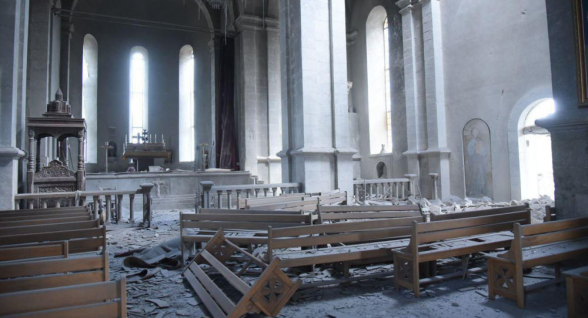 ВС Азербайджана обстреляли армянскую церковь Св. Казнчецоц в Шуши (фото)