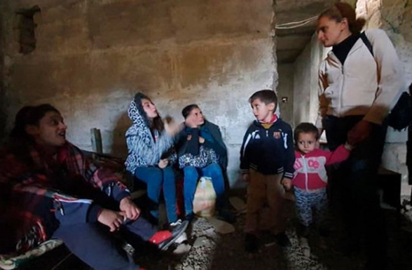 Հարվածի պահին Սուրբ Ամենափրկիչ Ղազանչեցոց եկեղեցու նկուղում երեխաներ և կանայք են եղել