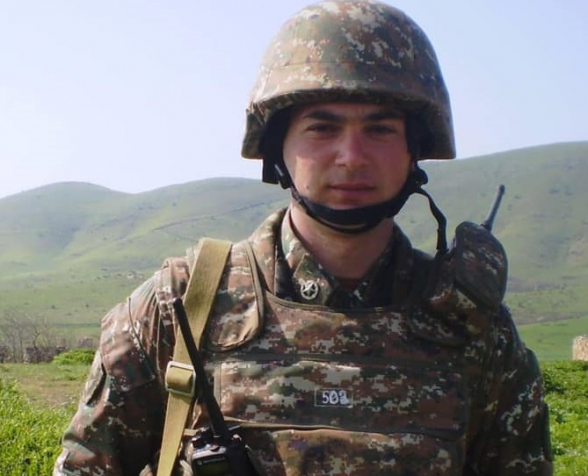 Ապրիլյանի Բենոն... հոկտեմբերին գնաց