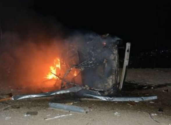 Вследствие обстрела Степанакерт сгорел автомобиль, разрушены здания, поврежден газопровод