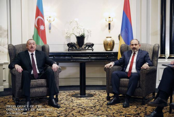 Алиев выразил готовность к переговорам с Пашиняном в Москве без предварительных условий