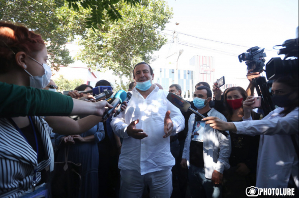 Ես ամաչում եմ, որ այսպիսի վարչապետ ունենք․ նա պարտվել է խայտառակ ձևով. Գագիկ Ծառուկյան (տեսանյութ)