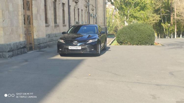 Լենա Նազարյանը ռուսական պետհամարանիշներո՞վ է շրջում