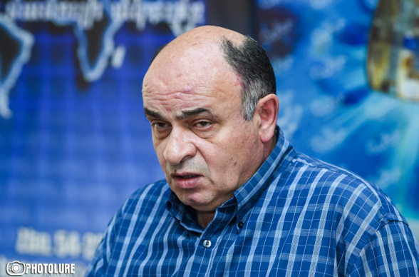 ԱԱԾ-ի ռեժիսորը մերժել էր Նիկոլի խնդրանքը և Հրագի «Քայլ արան» չէր դրել որպես ֆոնային երաժշտություն