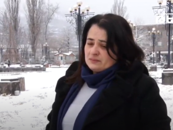 Մենք ու ռուսներն ենք բանակցում թշնամու հետ․ Որոտանի բնակիչներին ադրբեջանցիները դուրս են հանել տանից (տեսանյութ)