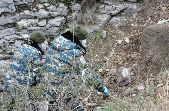 Останки еще 7 армянских военных и 1 гражданского лица найдены в Карабахе