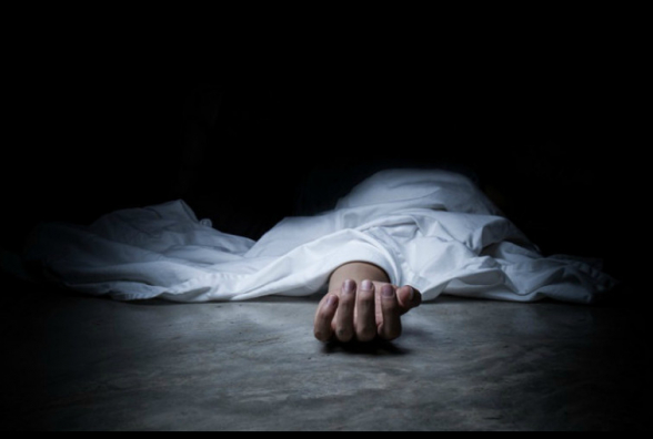 Եղվարդ քաղաքի Գառնիի փողոցի շենքերից մեկի բակում կրպակ է այրվել, ներսում հայտնաբերվել է մոտ 60 տարեկան տղամարդու դի