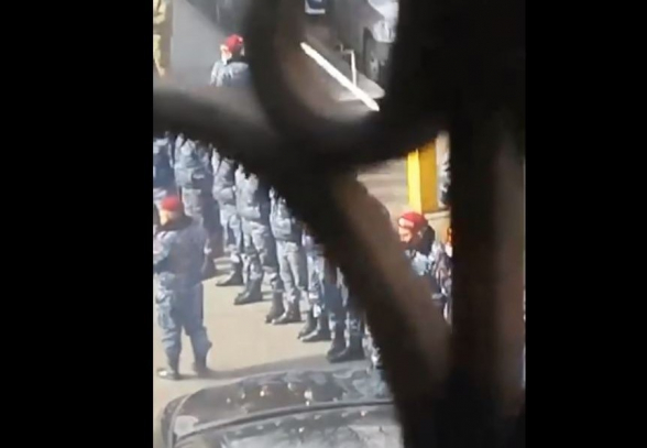 ՀՀԿ գրասենյակն առավոտվանից պաշարված է ոստիկանական ուժերով (տեսանյութ)