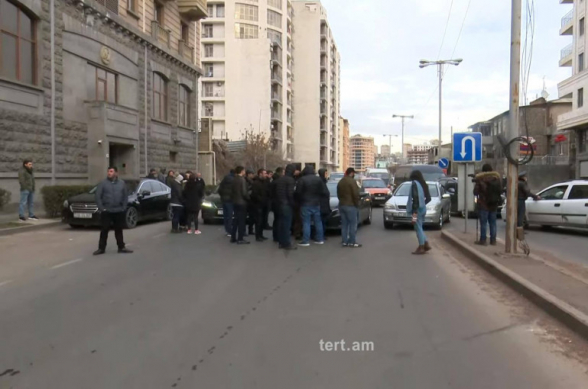 Граждане провели акции неповиновения с требованием отставки Пашиняна (видео)
