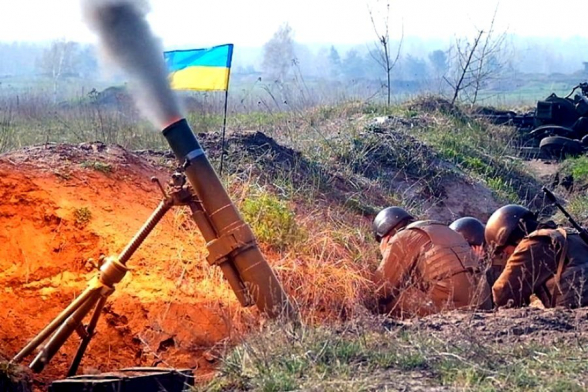 В ДНР снова сообщили об обстрелах пригорода Донецка