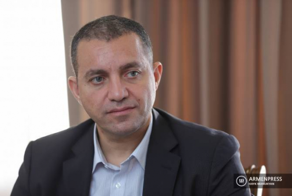 Глава Минэкономики Армении уйдет в отставку, если не добьется двузначного экономического роста