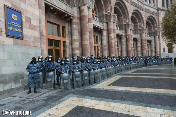 В ближайшие два месяца полицейским не будут предоставлять отпуск – «Иравунк»