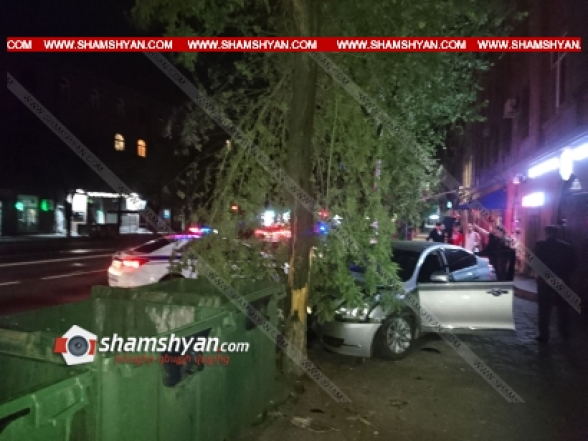 Երևանում 34-ամյա վարորդը Nissan-ով բախվել է եզրաքարերին, ապա՝ ծառերին և հայտնվել մայթին. կա վիրավոր