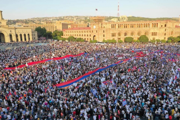 Итоговый митинг блока «Армения» на площади Республики (видео)