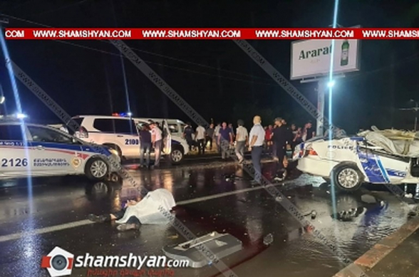 Երևան-Արմավիր ավտոճանապարհին բախվել են «Samand» և «Volkswagen» մակնիշի ավտոմեքենաները. 3 հոգի տեղում մահացել է, մահացածներից երկուսը ոստիկաններն են