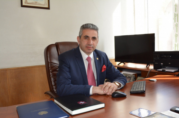 ՀԱՊԿ-ի գլխավոր քարտուղարի այցը Հայաստան կազմակերպվել է, երբ Հայաստանում թափուր են ՀՀ ԱԳՆ և ԱԽՔ պաշտոնները