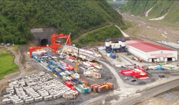 Китайская компания начала строить в Грузии самый большой тоннель на Кавказе
