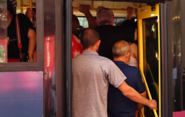 «Этот транспорт – один из филиалов ада»: новая сеть общественного транспорта Еревана – на бумаге (видео)