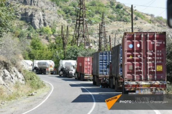 Իրանական բեռնատարների վարորդները սպառնում են փակել Որոտանի մոտ գտնվող ճանապարհը