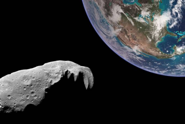 К Земле приближается астероид размером с три футбольных поля