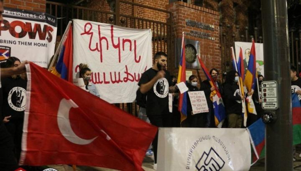 Против режима Пашиняна прошла акция протеста перед консульством Армении в Глендейле (фото)
