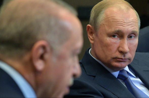 По просьбе Эрдогана Путин информировал об основных итогах трёхсторонней встречи глав России, Азербайджана и Армении в Сочи