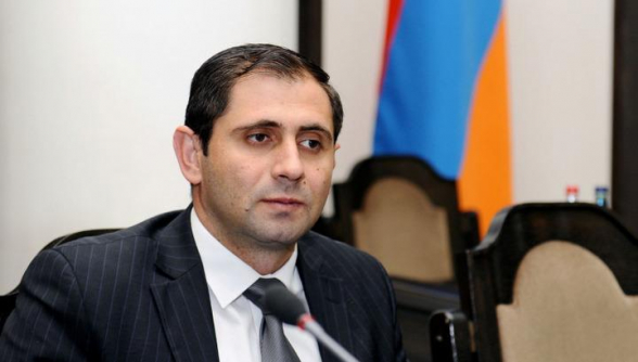 Պաշտպանության նախարարությունում արդեն քաղաքական հաղորդագրություններ են գրում