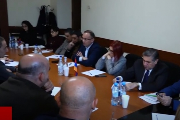 Депутаты от фракции «Армения» встретились с офицерами запаса и представителями интеллигенции (видео)
