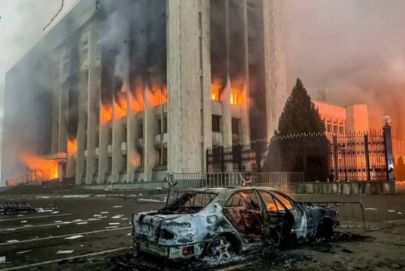 В Алматы началась стрельба