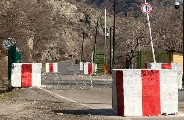 Переданный Азербайджану участок автодороги Горис-Капан стал непроезжим – «Грапарак»