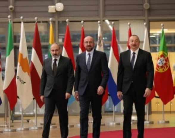 Ереван и Баку могут подписать мирный договор в Брюсселе в первой декаде ноября – «Паст»