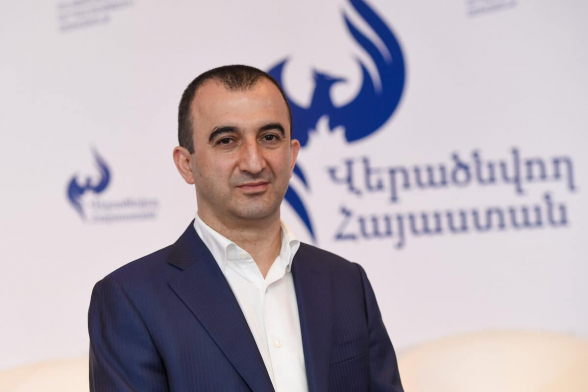 Мхитар Закарян сложил депутатский мандат