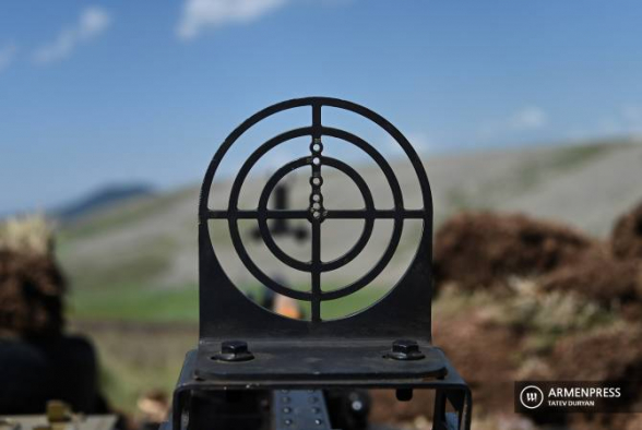 Азербайджанские ВС открыли огонь по армянским позициям из крупнокалиберного оружия – Минобороны