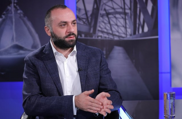 Территории Армении собираются сдать врагу: говорящим об этом грозит до 15 лет лишения свободы – Рубен Айрапетян (видео)