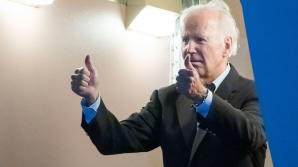 Байден поздравил республиканцев с получением большинства в Палате представителей