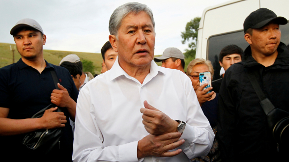 Атамбаева принудительно доставят в суд по делу о беспорядках в киргизском селе Кой-Таш
