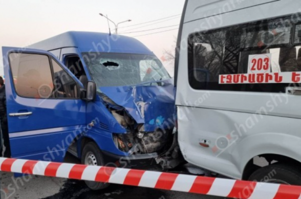 Բախվել են Էջմիածին-Երևան երթուղու մարդատար Gazel-ն ու Mercedes Sprinter-ը, կա 1 զոհ, 7 վիրավոր